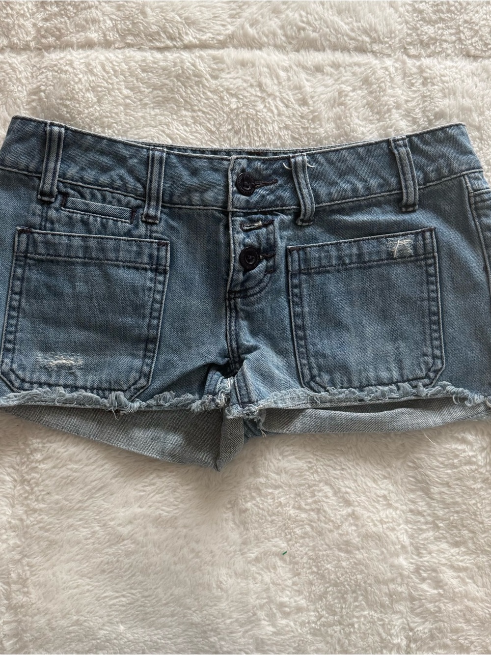 American Eagle Outfitters y2k Light Blue Denim Frayed Hem Jean Shorts